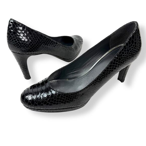 STUART WEITZMAN shiny black snakeskin leather platform heels - Picture 2 of 16